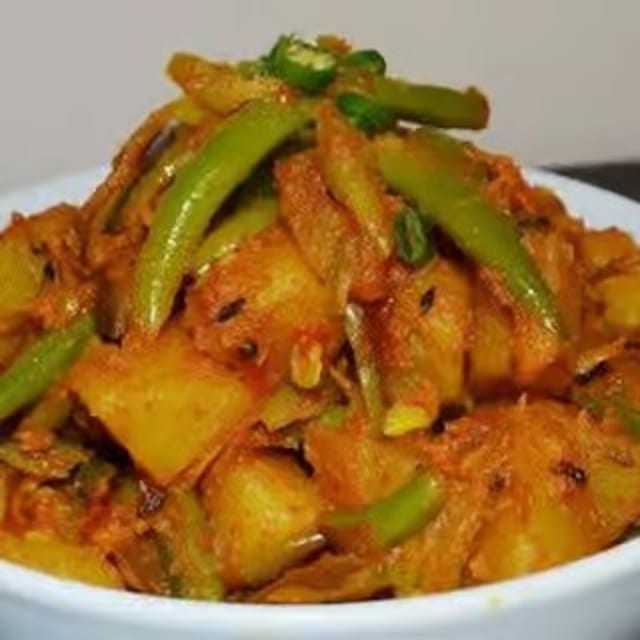 Aloo Seemi Tray.