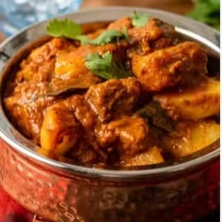 Lamb Vindaloo Tray.