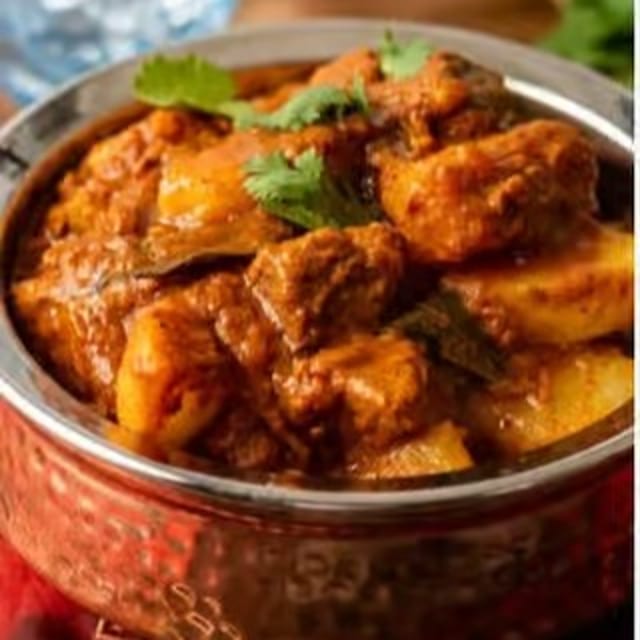 Lamb Vindaloo Tray.