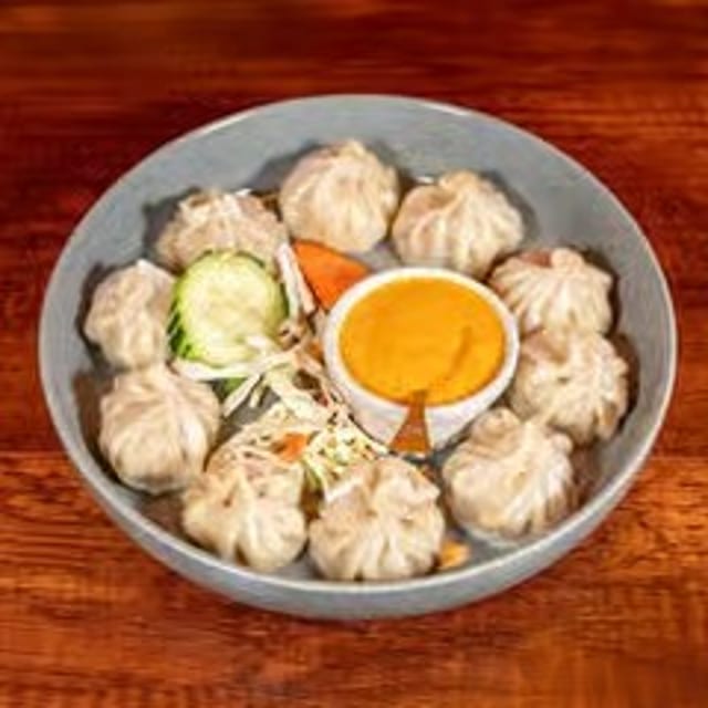 Chicken Steamed Momo Tray.