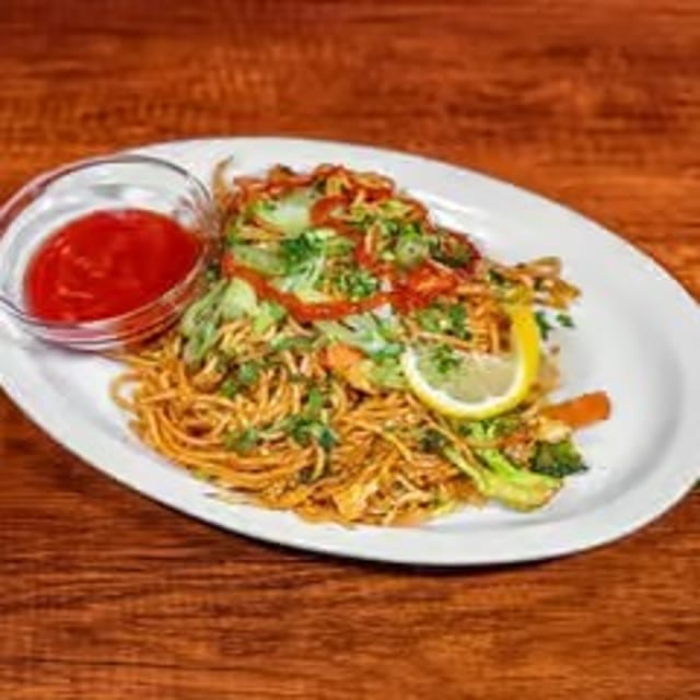 Chicken Chow Mein Tray.