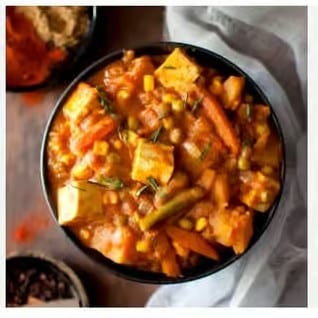Vegetable Vindaloo Tray.