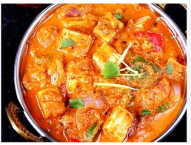 Kadai Paneer Tray.