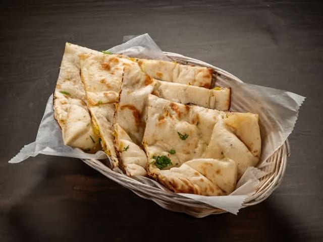 Onion Naan Tray.